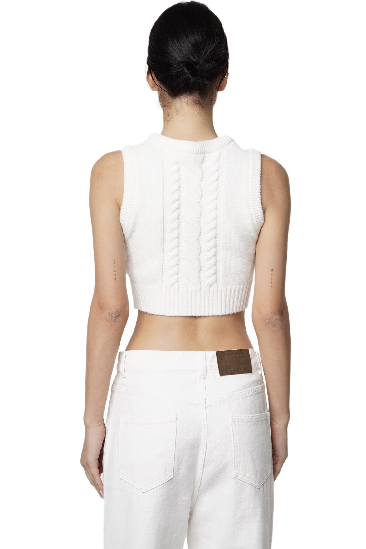 OXFORD KNIT VEST - WHITE