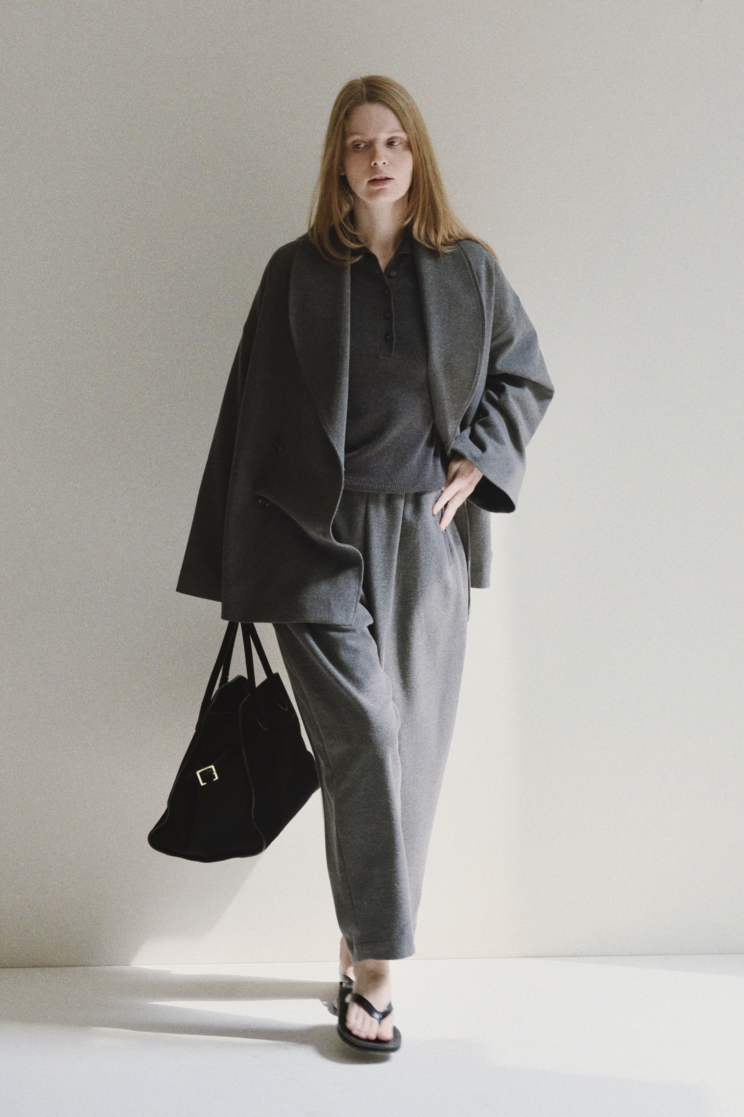 MODI TOP - DARK GREY