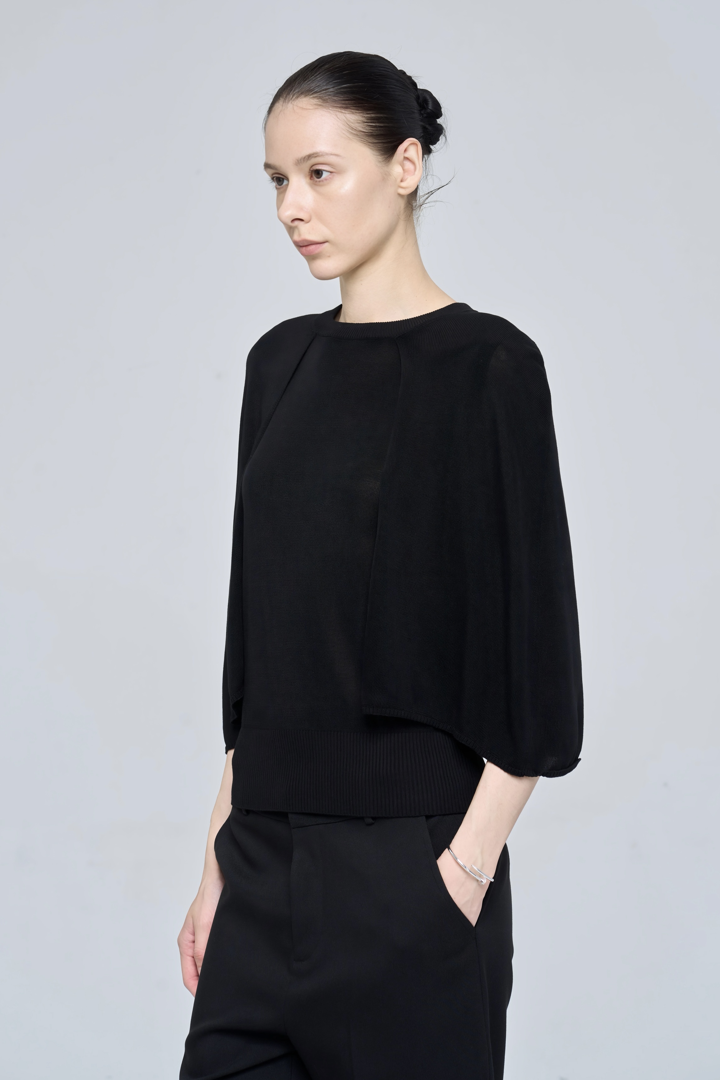 CAPE TOP - BLACK
