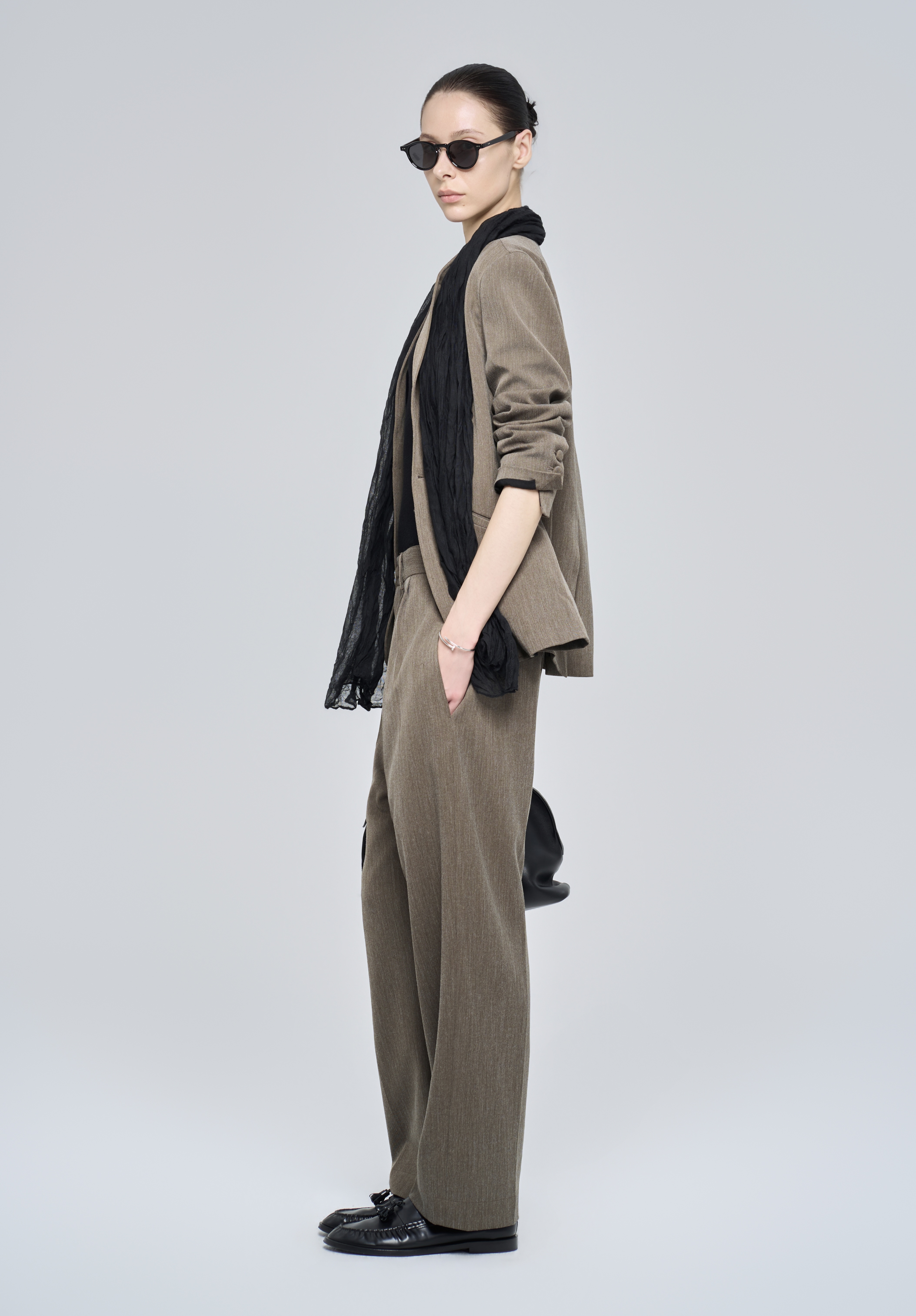 OLIVER PANT - BROWN